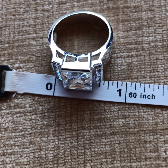 Chunky Silver Faceted Rhinestone Ring - Picture 8 of 11